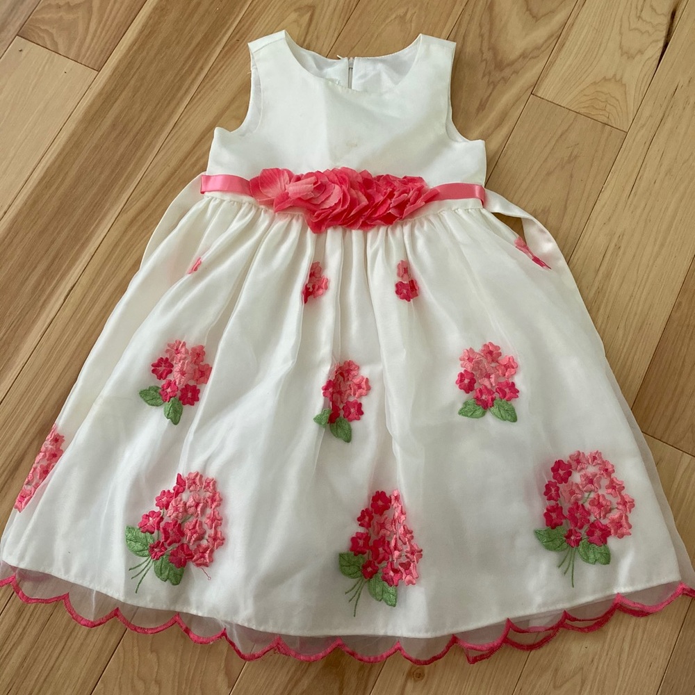 Size 3T holiday dresses